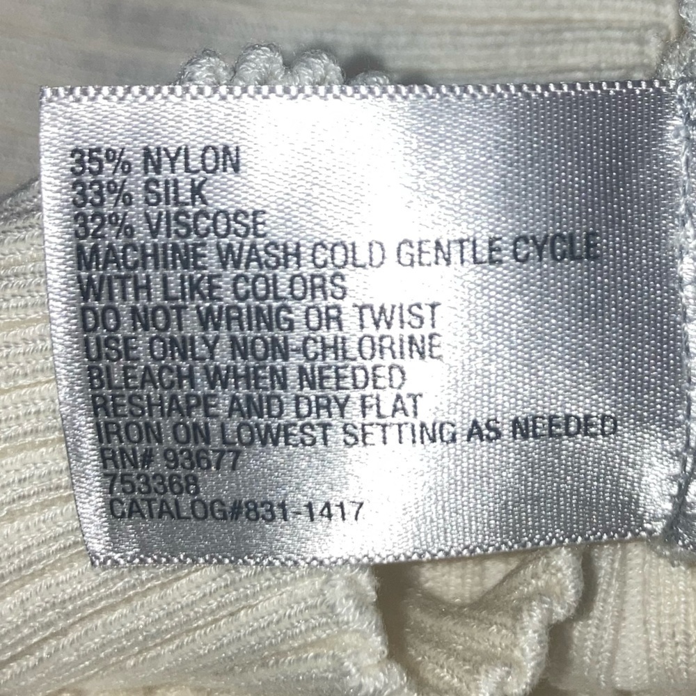White Ribbed Knit silk top - Picture 6 of 6